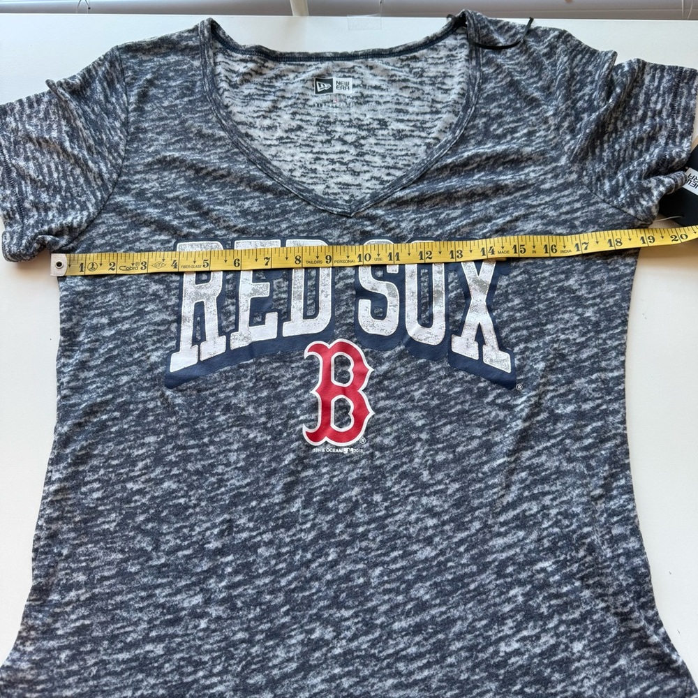 New Era Boston Red Sox Womens Gray Raglan Short Sleeve T Shirt - Picture 11 of 12